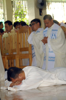 Garry Clemente Diaconal Ordination-2011- 149bs.jpg