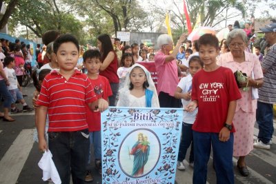 Sto Nio Parade-2012- 13bs b.jpg