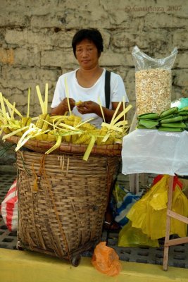 Suman & Cashew Nut Vendor