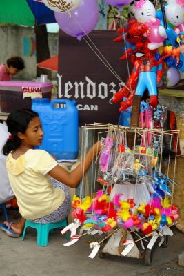 Balloon/Toy Vendor