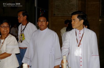 Msgr. Nestor C. Cerbo, current MMCB rector (right)