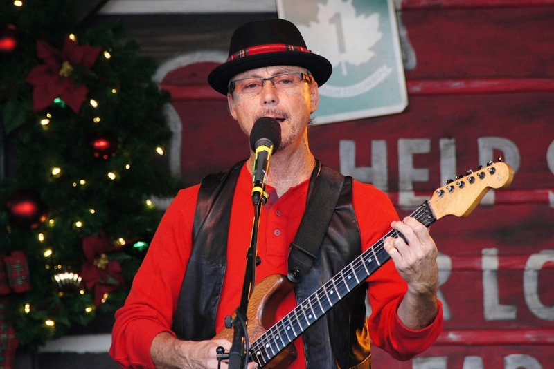 Randy on guitar