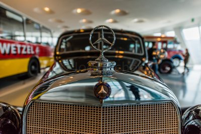 Mercedes Museum 3-20-15 1646-0705.jpg
