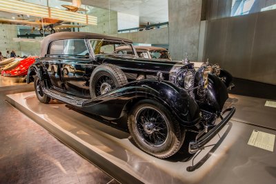 Mercedes Museum 3-20-15 1664-0723.jpg