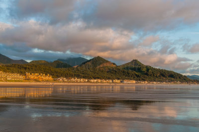 Cannon Beach 8-9-09 4284-0816.jpg