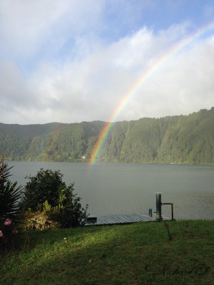 Rainbow in Lagoa das Furnas