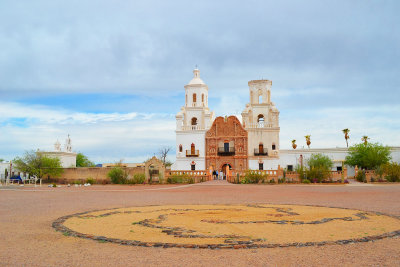 San Xavier Mission2.jpg