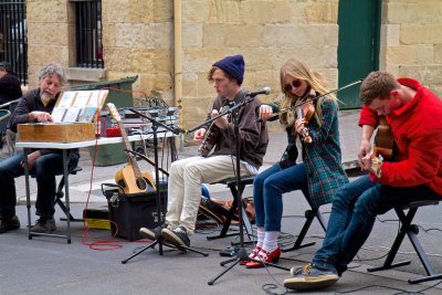 Buskers