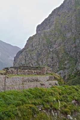 Ruins near the Cuzco end