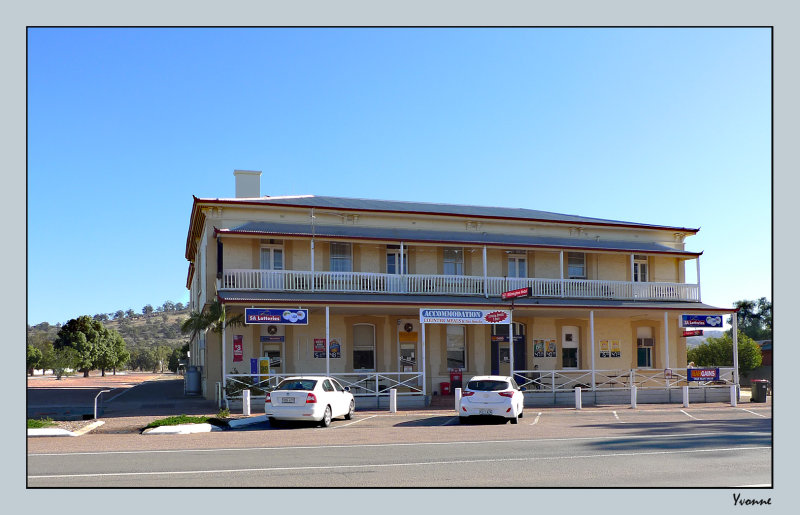 A northern hotel-motel