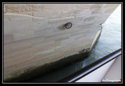 sous le pont neuf