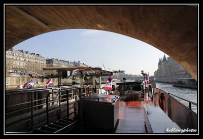 sous le pont neuf