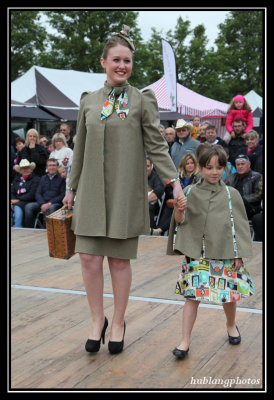 DEFILE CREATION LILY COX