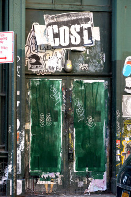 Grafitti / Wall Paintings / Doors
