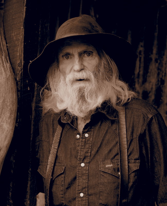 Don Robertson-d. 2016 -  GOLDKING MINE, Jerome Az. GHOST TOWN Founder (I met him as I was leaving the site and took this photo)