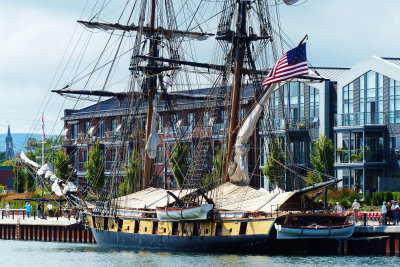 Tall Ship Niagara in Collingwood 05.jpg