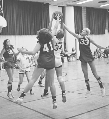 Girls Basketball 8.jpg