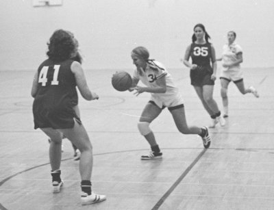 Sue Malo - Girls Basketball 9.jpg