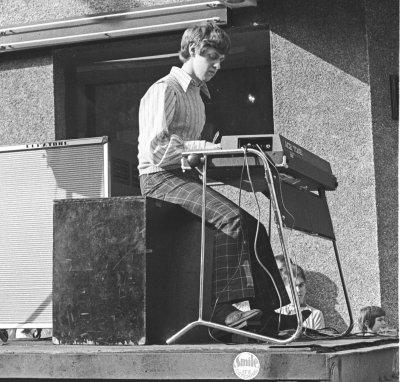 Ian Madge at Keyboard Simcoe Downtown (Ace Tone , predecessor to Roland)