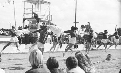 Norfolk County Fair Cheerleaders 2.jpg