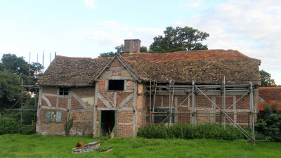 2/30 old cottage restoration