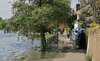Strand on the Green, high tide.