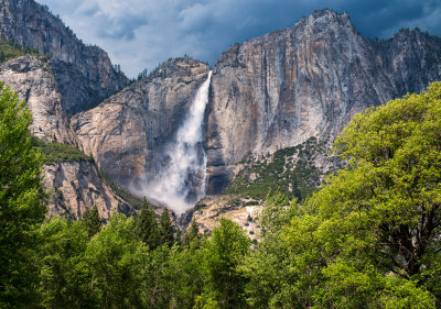Yosemite Falls - telephoto