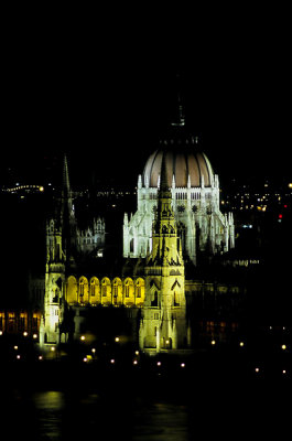 Parlament at night