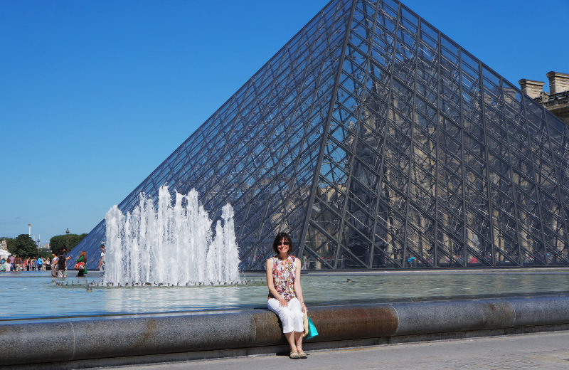 Alone at the Louvre!