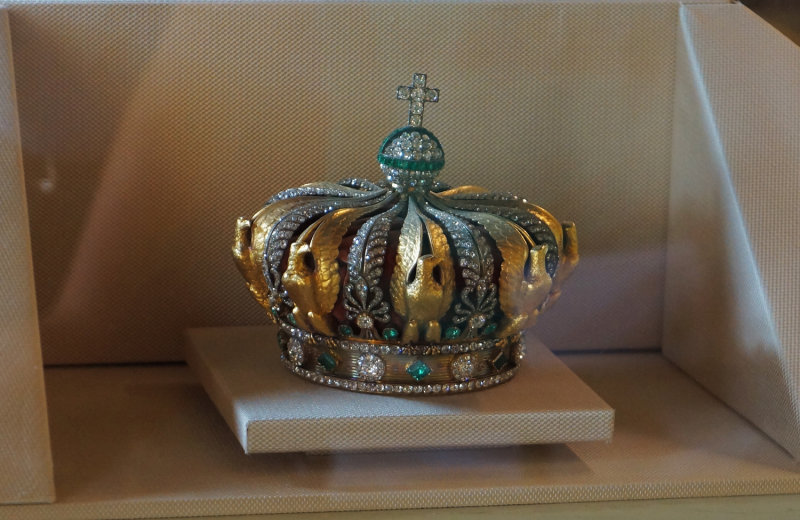 Jeweled crown