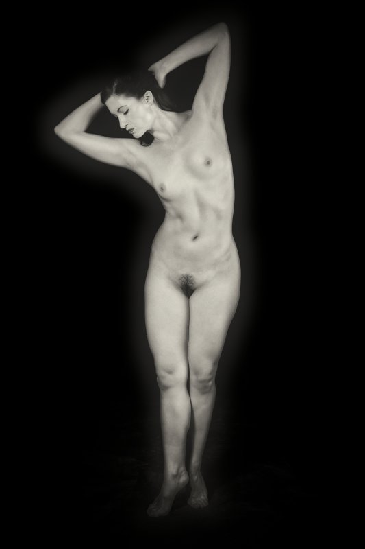 Monochrome Nudes & Portraits I : Gallery