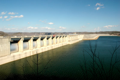 THE DAM AT LAKE CUMBERLAND...[ WOLF CREEK DAM ]