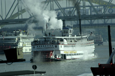 THE BELLE OF LOUISVILLE ON THE OHIO AT CINN FOR THE TALL STACKS CONVENTION