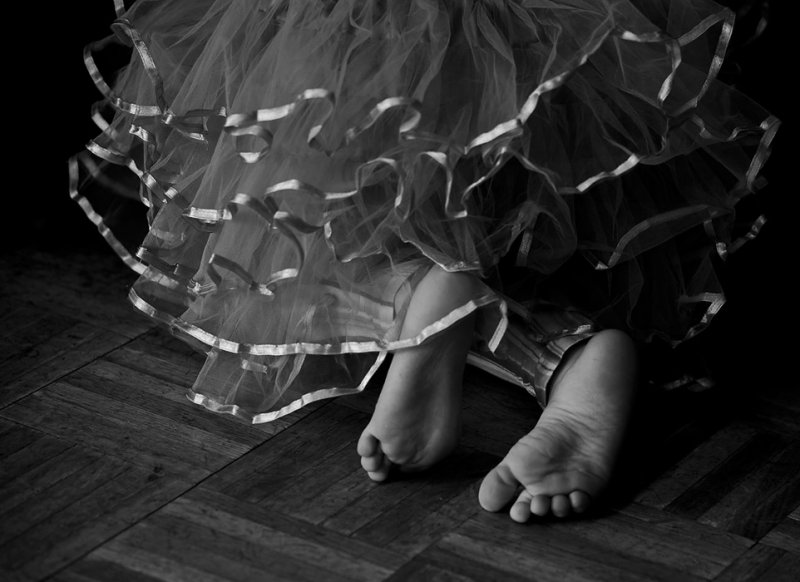 Little dancing feet.