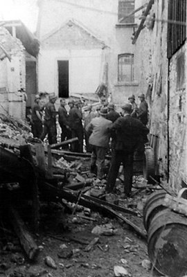 Marktdrogerie, 21.7.41, Hof Rettungsarbeiten