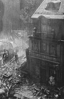 Marktdrogerie, 21.7.41, von gegenüber, hoch
