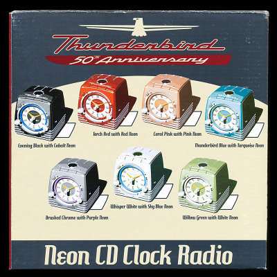 NeonRadioBox_01_800.jpg