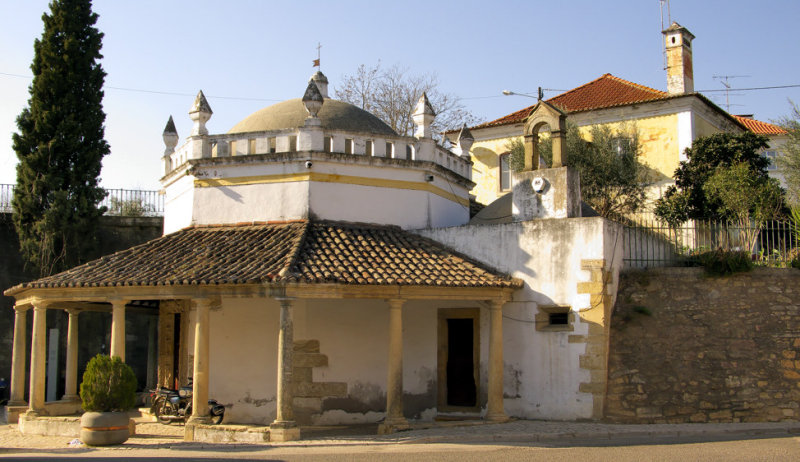 Tomar Octogonal Ghotic Chappel