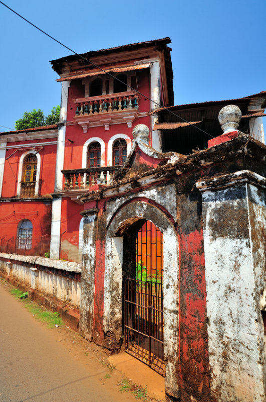 Goas Traditional Portuguese House in Almost Ruins