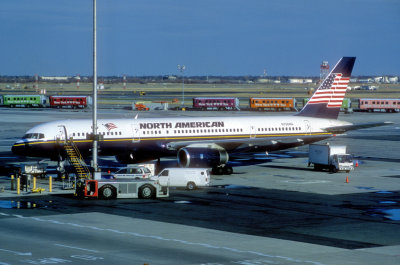 North American B-757/200, N756NA