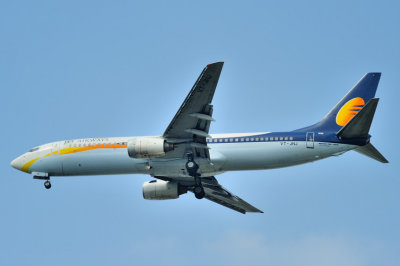 Jet Konnect Boeing 737/800, VT-JNJ