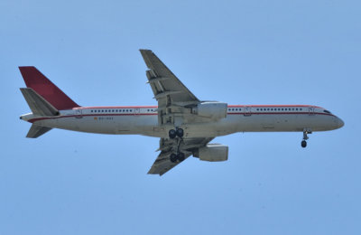 Mistery plane: Boeing 757 Volar Airlines EC-HQX, From LTU