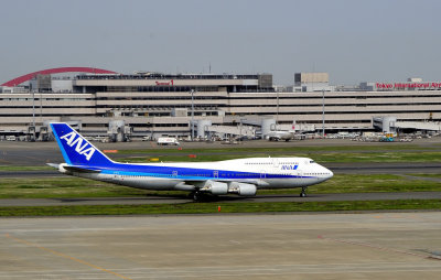 ANA's Last B-747/400D, JA8968