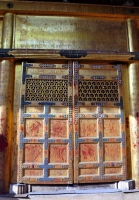 Golden Lacquered Door