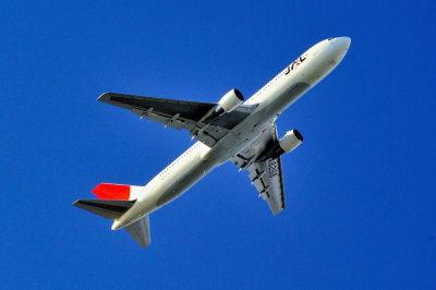 JAL's B-767/300, JA8268