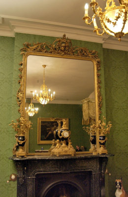 The Other Mirror of the Green Room