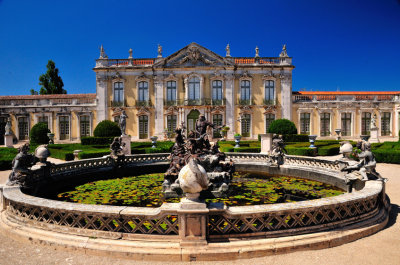 The Royal Palace and the Fountain