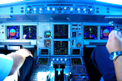TAP A320, CS-TNU Cockpit