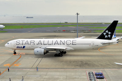 ANA Star B-777/200, JA711A 