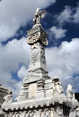 Monument to the Dead Firemen of 1890